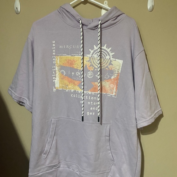 purple short sleeve hoodie - Picture 1 of 2